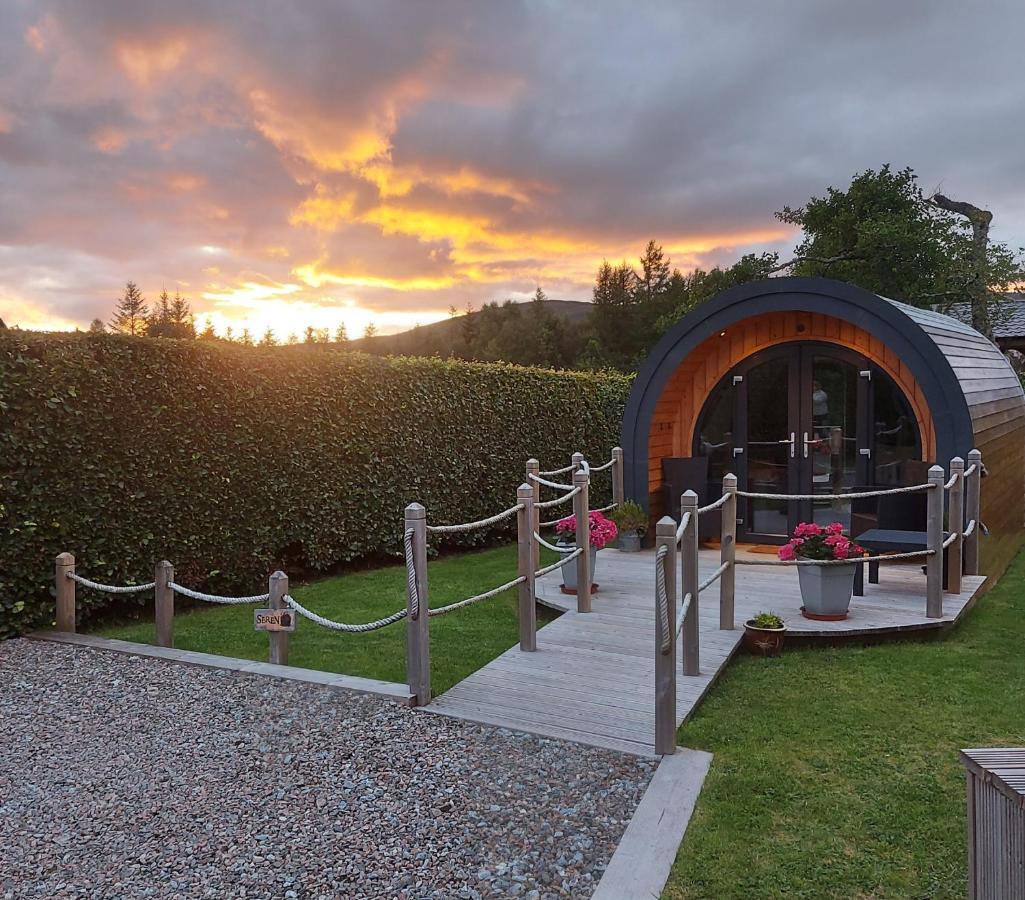 Seren Garden Pod Форт Уилям Екстериор снимка